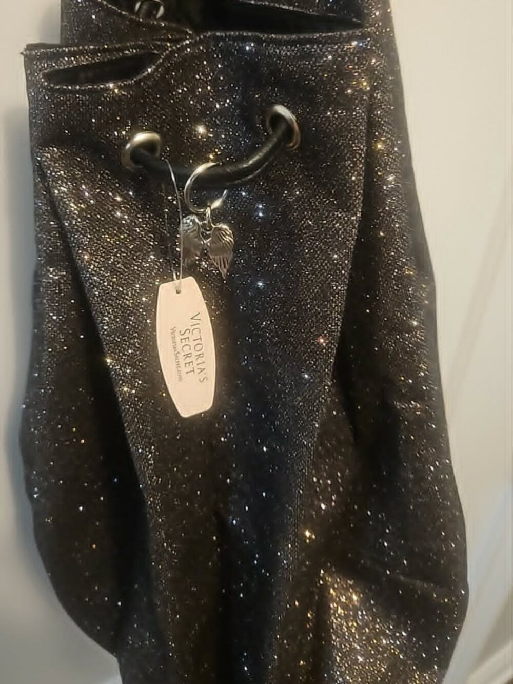 New W/Tag Victoria's Secret Drawstring Bag - Picture 1 of 2